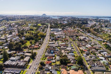 Photo of property in 2/1246 Cameron Road, Gate Pa, Tauranga, 3112