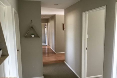 Photo of property in 38 Camberwell Place, Avonhead, Christchurch, 8042