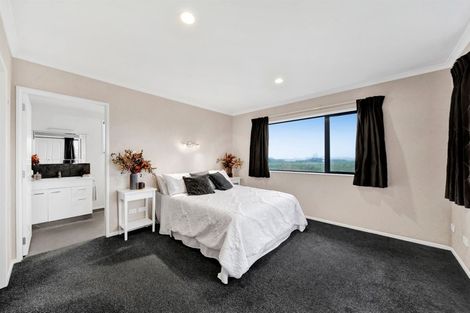 Photo of property in 121 Mercade Close, Stratford, 4332