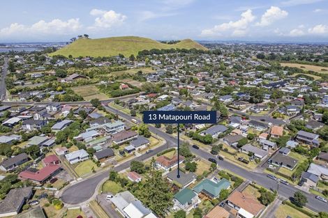 Photo of property in 13 Matapouri Road, Mangere Bridge, Auckland, 2022