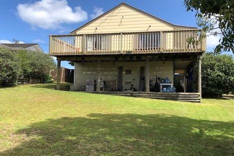 Photo of property in 463 Don Buck Road, Massey, Auckland, 0614