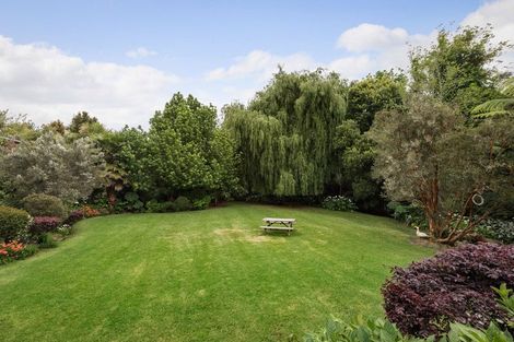 Photo of property in 2 Highfields Drive, Katikati, 3129