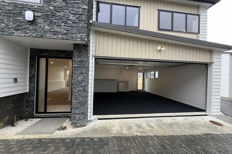 Photo of property in 20 Elegant Lane, Ranui, 0612