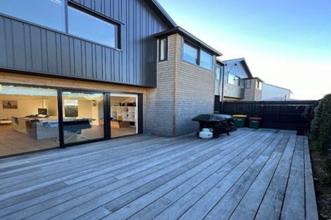 Photo of property in 16d Hamurana Place, Te Atatu Peninsula, Auckland, 0610