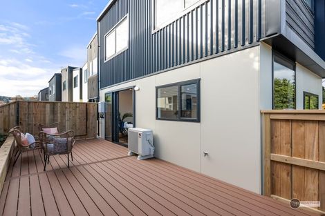 Photo of property in 2/51 Kings Crescent, Hutt Central, Lower Hutt, 5010