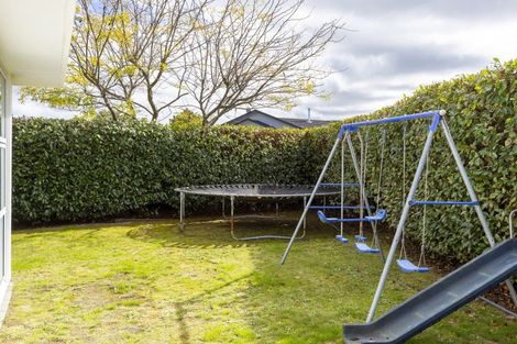 Photo of property in 15 Magnolia Rise, Waipahihi, Taupo, 3330