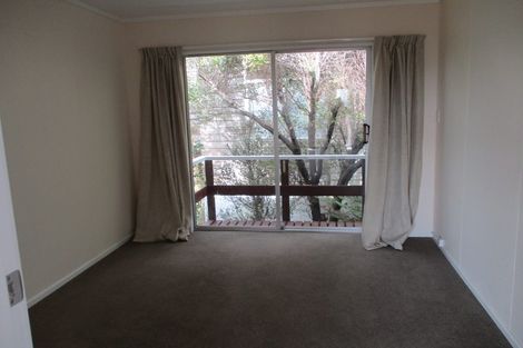 Photo of property in 39 Oak Avenue, Paremata, Porirua, 5024