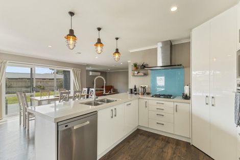 Photo of property in 3 Keene Drive, Bell Block, New Plymouth, 4312