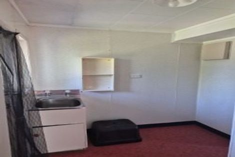 Photo of property in 25 Attlee Place, Gisborne, 4010