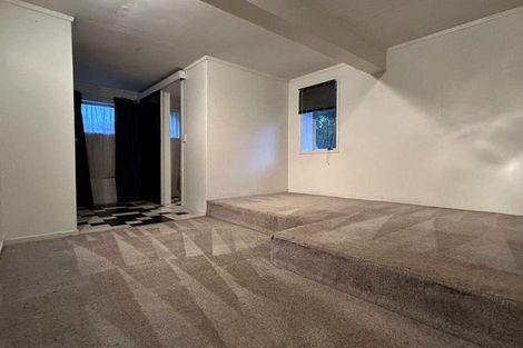 Photo of property in 36 Riverhills Avenue, Pakuranga Heights, Auckland, 2010