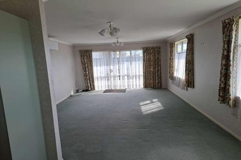 Photo of property in 120 Newcastle Street, Windsor, Invercargill, 9810