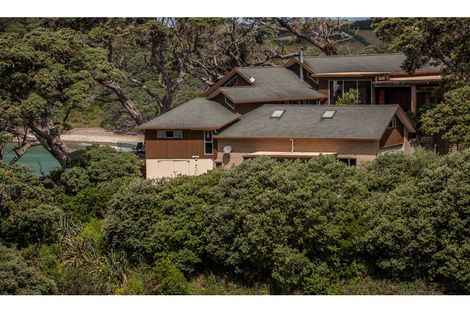 Photo of property in 356 Rockell Road, Whananaki, Hikurangi, 0181