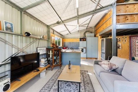 Photo of property in 1 Kristin Place, Manakau, 5573