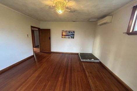 Photo of property in 52 Olliviers Road, Phillipstown, Christchurch, 8011
