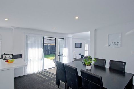 Photo of property in 39 Rainey Crescent, Papamoa Beach, Papamoa, 3118