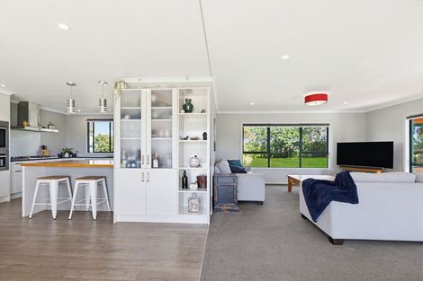 Photo of property in 69 Waipipi Wharf Road, Pollok, Waiuku, 2683