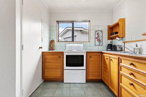 Photo of property in 50 Lakeside Drive, Orewa, 0931