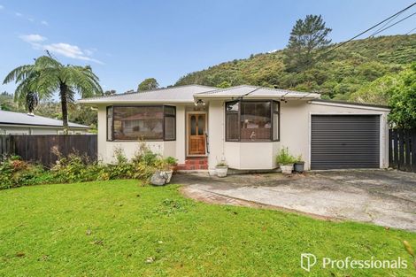 Photo of property in 13 Sunny Grove, Wainuiomata, Lower Hutt, 5014