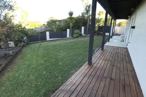 Photo of property in 22 Hartley Terrace, Massey, Auckland, 0614