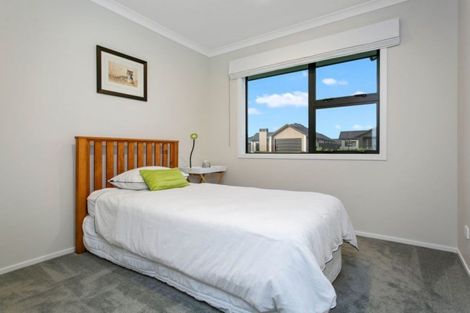 Photo of property in 1 Bourke Drive, Cambridge, 3434