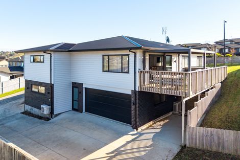 Photo of property in 28 Thomason Crescent, Pokeno, 2402