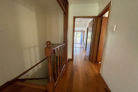 Photo of property in 9 Robert Street, Newlands, Wellington, 6037