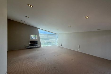 Photo of property in 112 Kittiwake Drive, Schnapper Rock, Auckland, 0632
