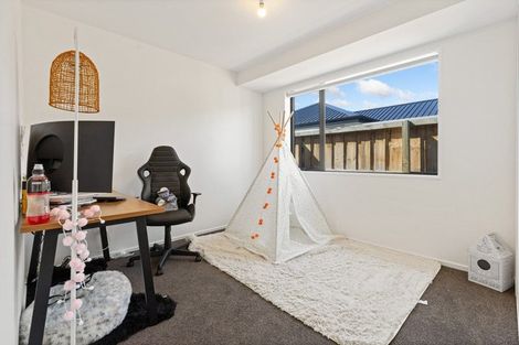 Photo of property in 25 Grimwood Street, Woodend, 7610