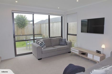 Photo of property in 17 Costa Viva Crescent, Karaka, Papakura, 2113