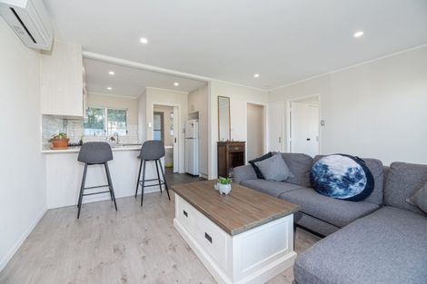 Photo of property in 3/1 Tawa Road, Te Atatu Peninsula, Auckland, 0610