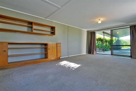 Photo of property in 16a Howard Road, Taradale, Napier, 4112