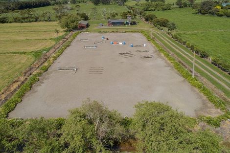 Photo of property in 85 Te Pua School Road, Helensville, 0875