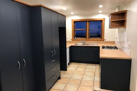 Photo of property in 31 Hardy Street, Waterloo, Lower Hutt, 5011