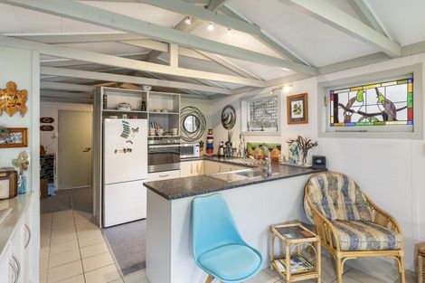 Photo of property in 19 Sandy Bay Road, Black Rock, Picton, 7282