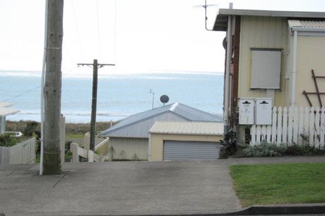 Photo of property in 23a/1 Hamblyn Street, Strandon, New Plymouth, 4312