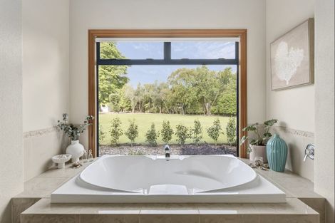 Photo of property in 203 Athlone Drive, Cambridge, 3434