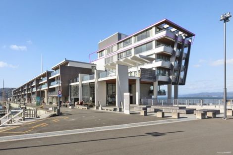 Photo of property in Clyde Quay Wharf, 8u5a Clyde Quay Wharf, Te Aro, Wellington, 6011