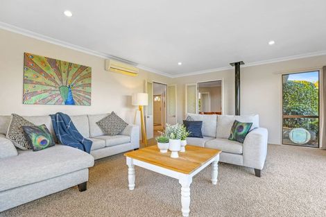 Photo of property in 77 Harvey Street, Waipahihi, Taupo, 3330