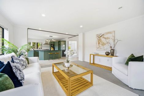 Photo of property in 1 William Gamble Drive, Greenhithe, Auckland, 0632