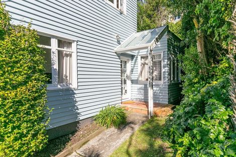 Photo of property in 77 Oban Street, Wadestown, Wellington, 6012