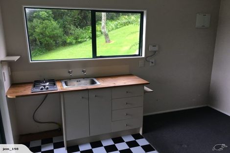 Photo of property in 17 Mcclintock Road, Massey, Auckland, 0614