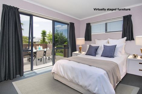 Photo of property in 2 Waterside Drive, Pyes Pa, Tauranga, 3112