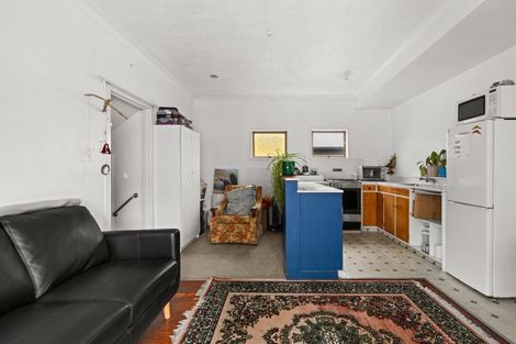 Photo of property in 1117 Karamu Road North, Mayfair, Hastings, 4122