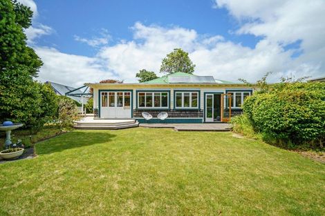 Photo of property in 164 Saint Aubyn Street, New Plymouth, 4310