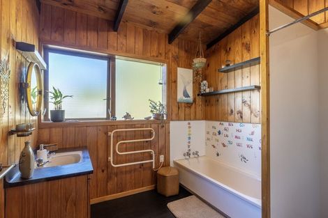 Photo of property in 301 Matariki Street, Tokaanu, Turangi, 3381