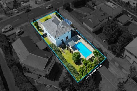 Photo of property in 109 Sandspit Road, Shelly Park, Auckland, 2014