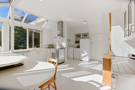 Photo of property in 24 Turi Street, Welbourn, New Plymouth, 4312