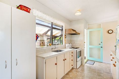 Photo of property in 18 Arney Road, Ranui, Auckland, 0612