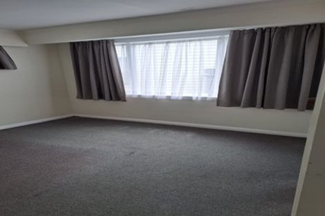Photo of property in 7b Abel Tasman Avenue, Henderson, Auckland, 0610