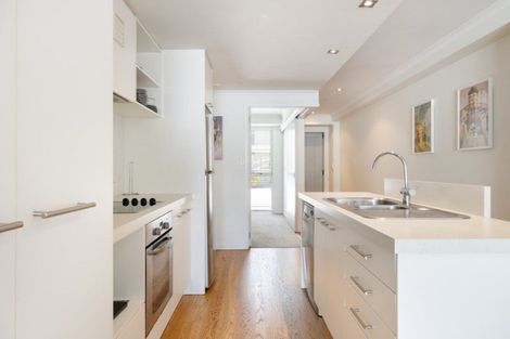 Photo of property in 211/332 Maunganui Road, Mount Maunganui, 3116